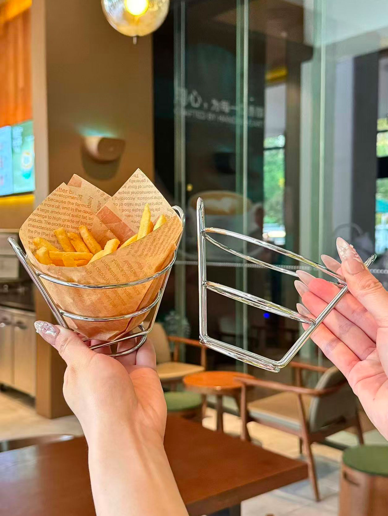 سلة وجبات خفيفة على الطراز الأ - مراجعة Food Snacks With Iron وسعره